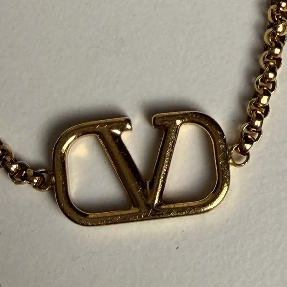 Valentino Garavani Logo Bracelet - Picture 2 of 6